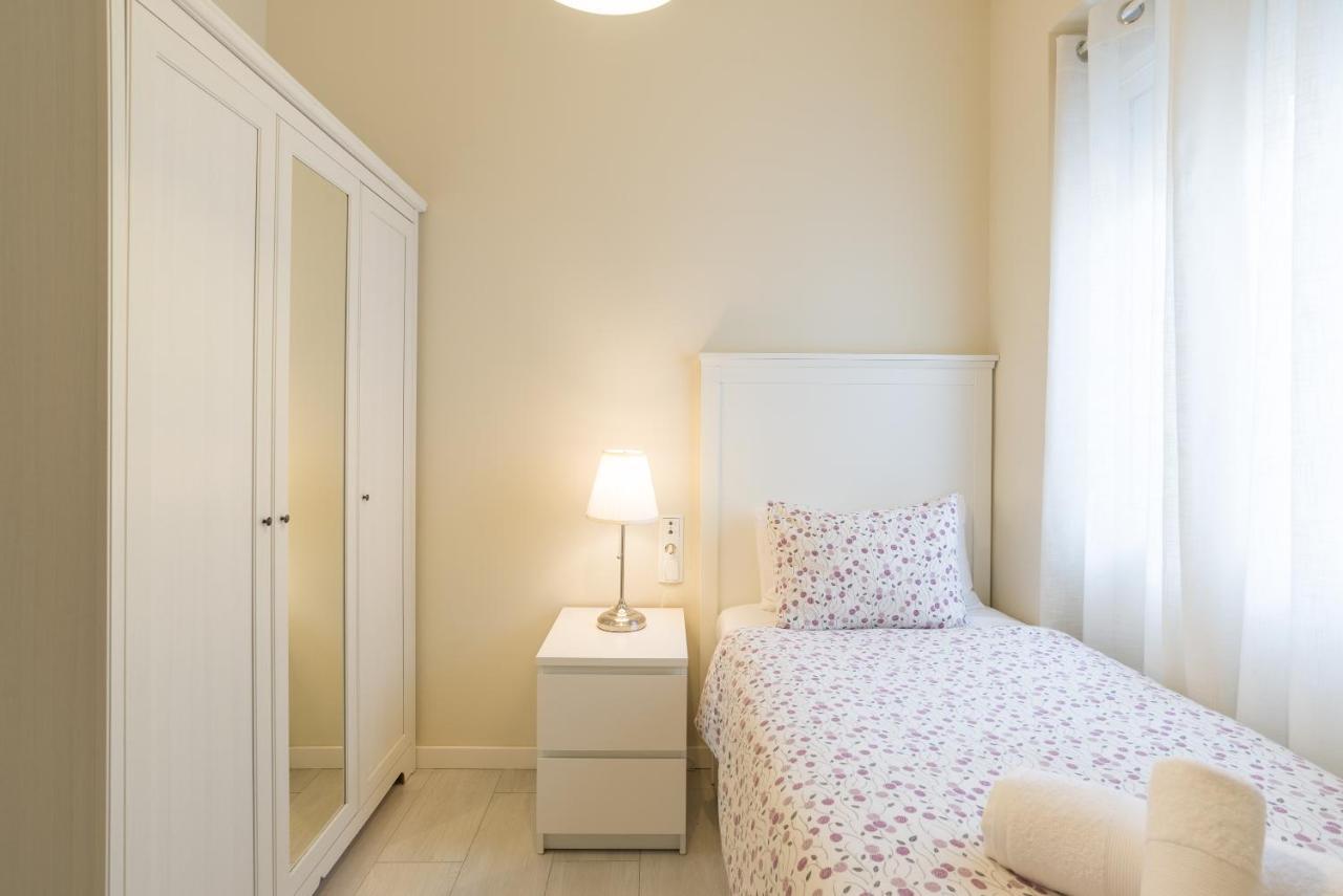 Alferez I By Ele Apartments Малага Екстериор снимка